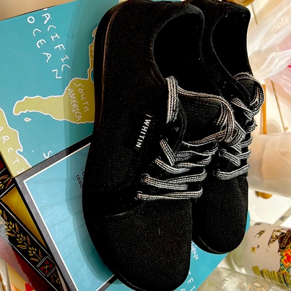 Whitten Shoes Whitten Black Casual Fabric Shoes Good Arch Support